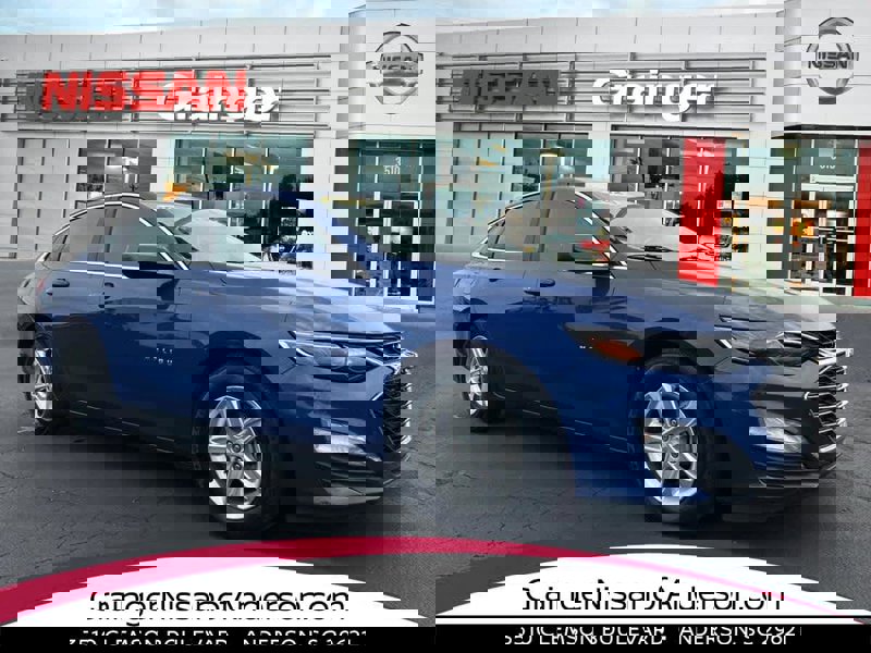 Used 2023 Chevrolet Malibu LT image 1
