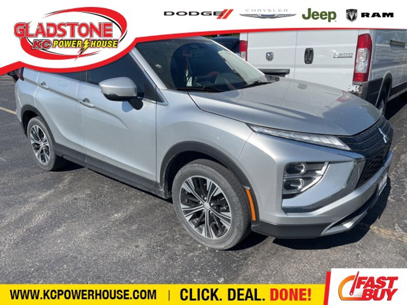 Used 2022 Mitsubishi Eclipse Cross SE image 1