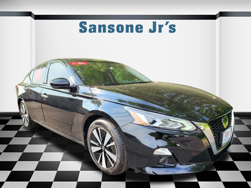 Certified 2022 Nissan Altima 2.5 SL image 1