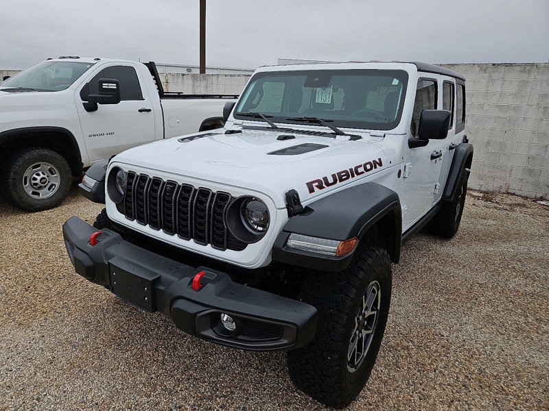 Used 2024 Jeep Wrangler Unlimited Rubicon w/ Technology Group image 1