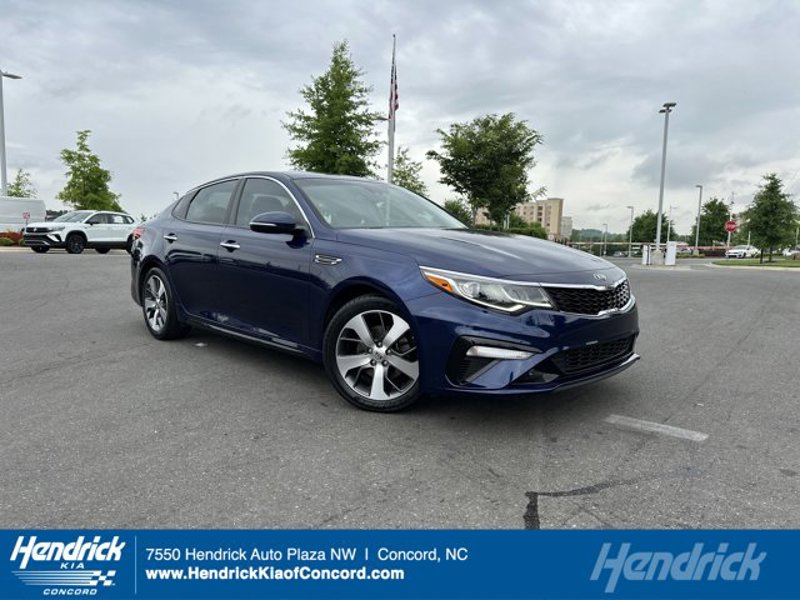 Certified 2019 Kia Optima S image 1