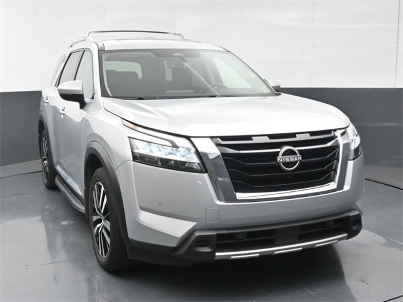 Certified 2024 Nissan Pathfinder Platinum w/ Cargo Package image 1