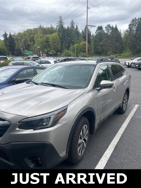 Used 2020 Subaru Outback Premium image 1