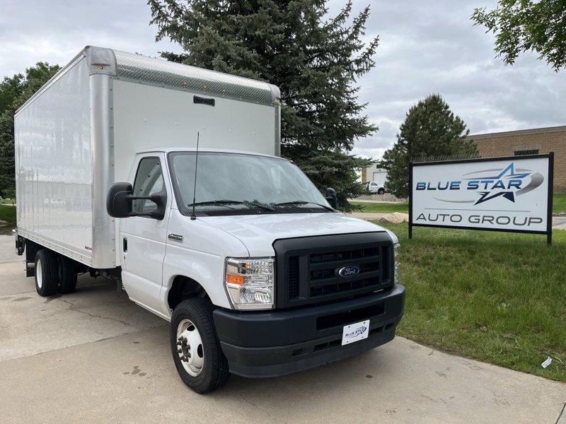 Used 2023 Ford E-450 and Econoline 450 Super Duty w/ Power Windows & Locks Group image 1