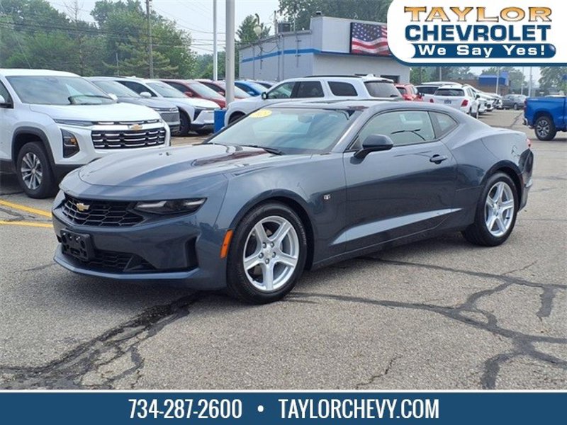 Certified 2023 Chevrolet Camaro LT image 1