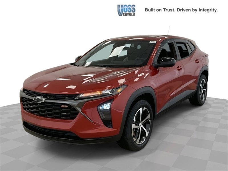 Certified 2024 Chevrolet Trax RS w/ Driver Confidence Package image 1