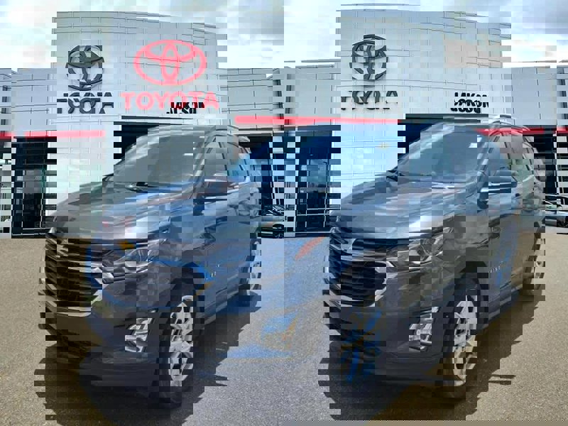 Used 2019 Chevrolet Equinox LT w/ Sun & Navigation Package image 1
