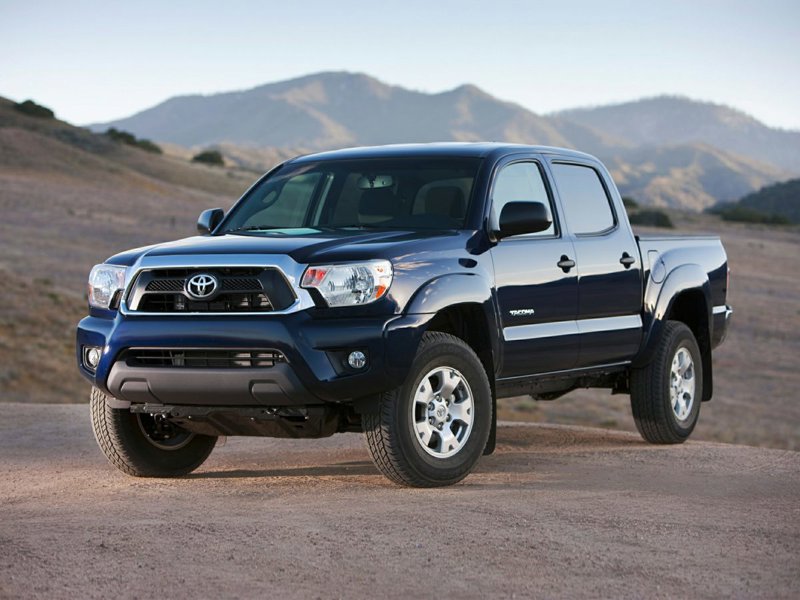 Used 2013 Toyota Tacoma PreRunner image 1