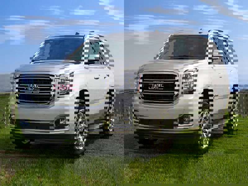 Used 2016 GMC Yukon SLT w/ Open Road Package image 1