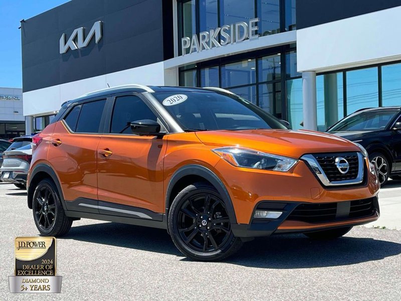 Used 2020 Nissan Kicks SR image 1