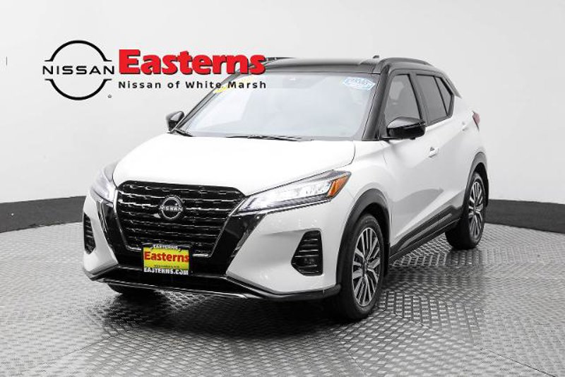 Certified 2023 Nissan Kicks SR w/ SR Premium Package image 1