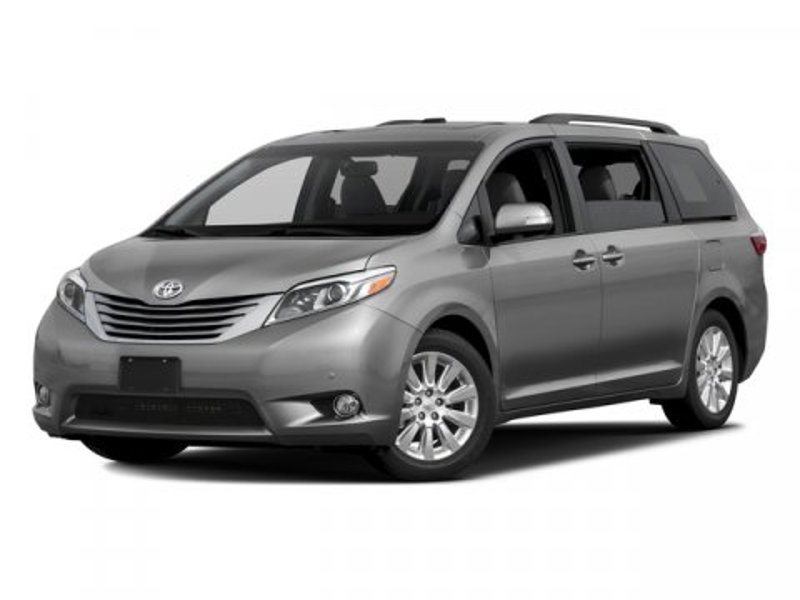 Used 2017 Toyota Sienna XLE image 1