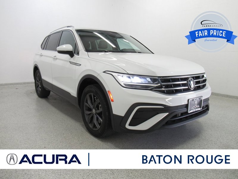 Used 2022 Volkswagen Tiguan SE image 1