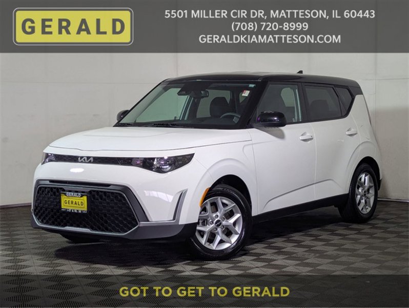 Certified 2024 Kia Soul S image 1