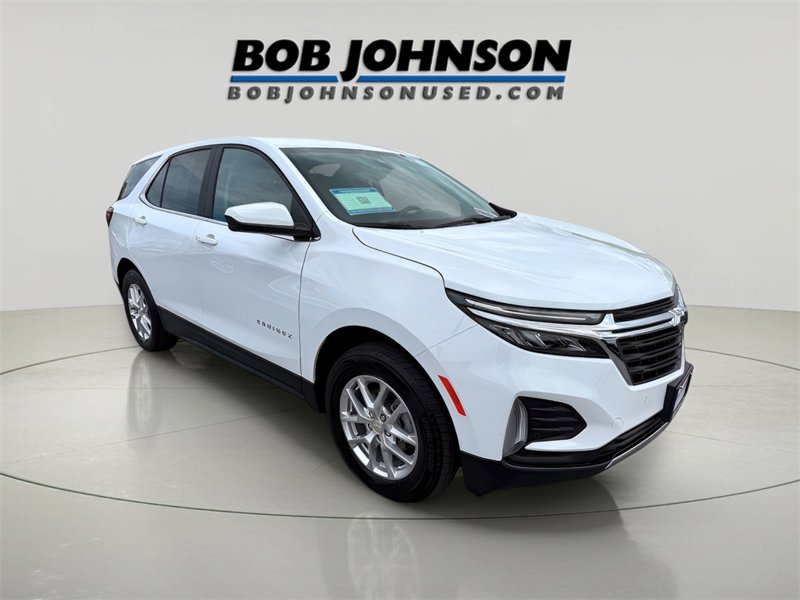 Used 2022 Chevrolet Equinox LT image 1