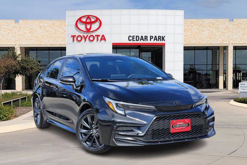 Certified 2023 Toyota Corolla SE image 1