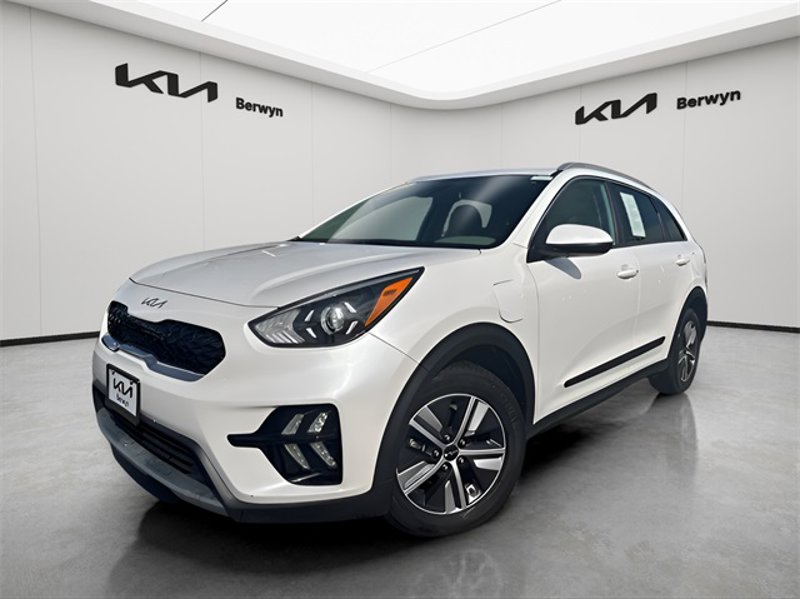 Certified 2022 Kia Niro LXS image 1