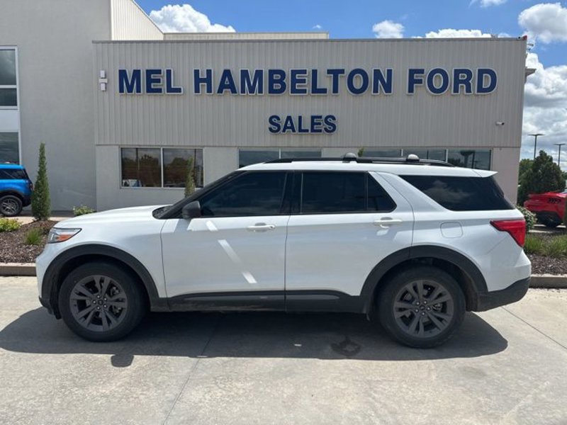 Certified 2021 Ford Explorer XLT w/ Equipment Group 202A image 1