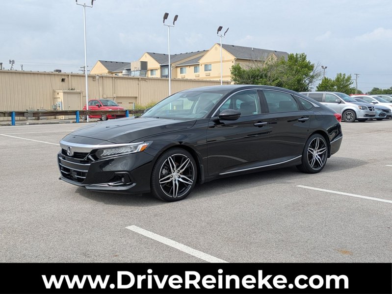 Certified 2021 Honda Accord Touring image 1
