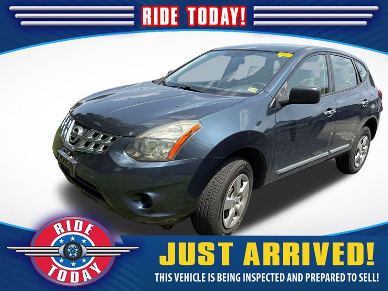 Used 2015 Nissan Rogue S image 1