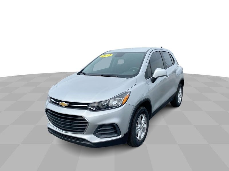 Certified 2022 Chevrolet Trax LS image 1