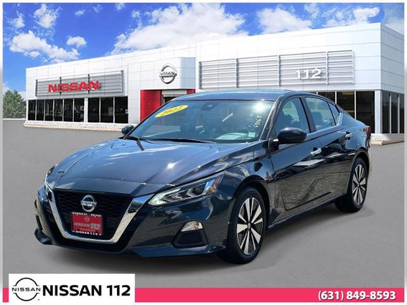 Certified 2022 Nissan Altima 2.5 SV image 1