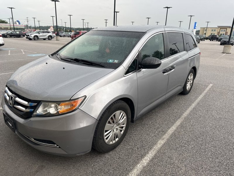 Used 2017 Honda Odyssey LX image 1