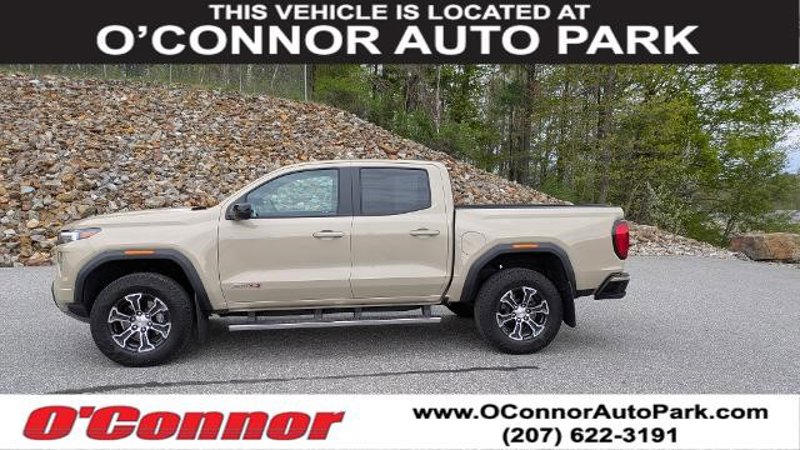 Certified 2024 GMC Canyon AT4 image 1
