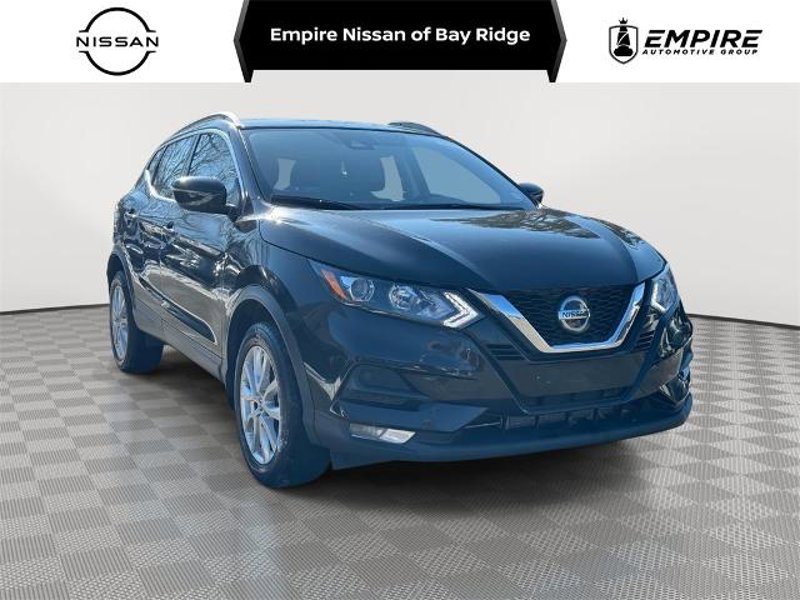 Certified 2022 Nissan Rogue Sport SV image 1