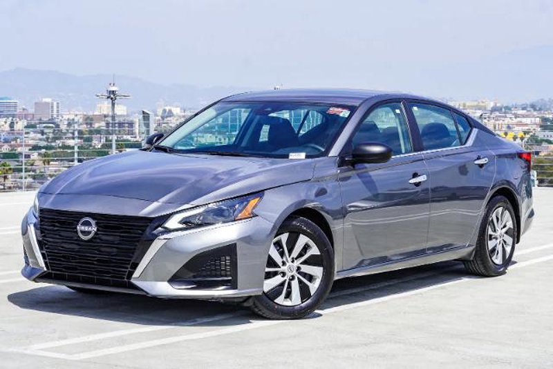 Certified 2024 Nissan Altima 2.5 S image 1