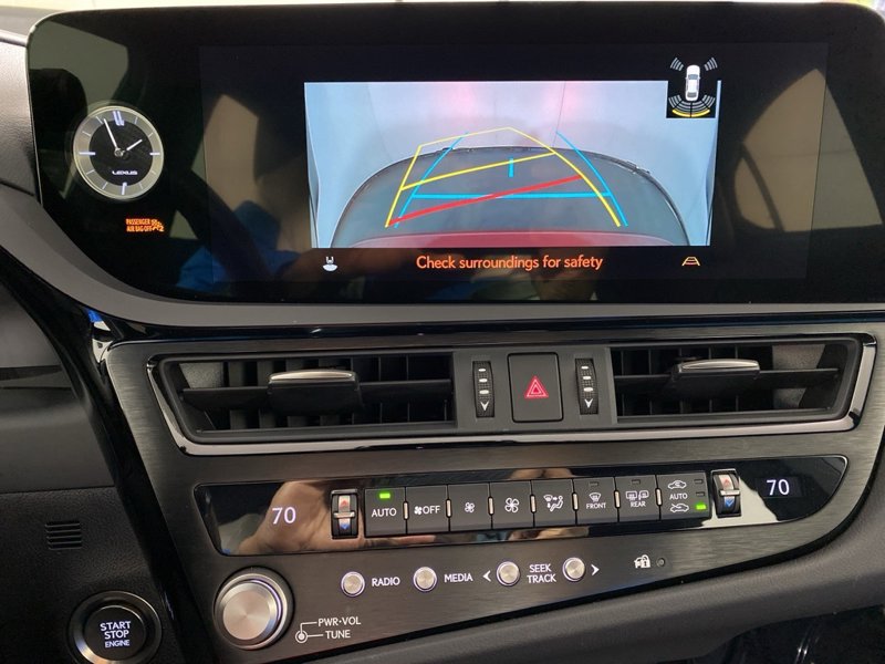 Certified 2023 Lexus ES 350 F Sport w/ Accessory Package (Z1) image 1