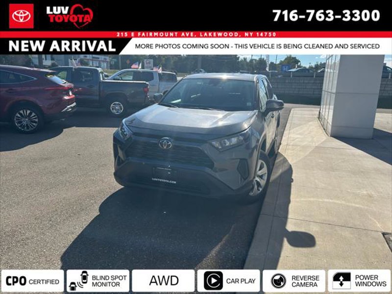Certified 2022 Toyota RAV4 LE image 1