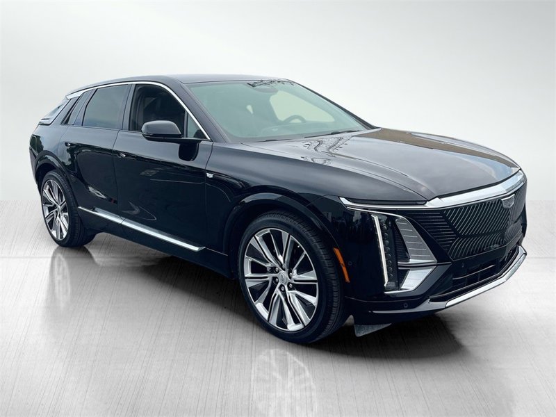Certified 2024 Cadillac Lyriq Luxury image 1