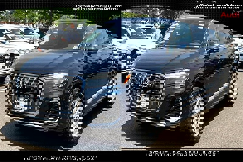 Certified 2025 Audi Q7 2.0T Premium image 1