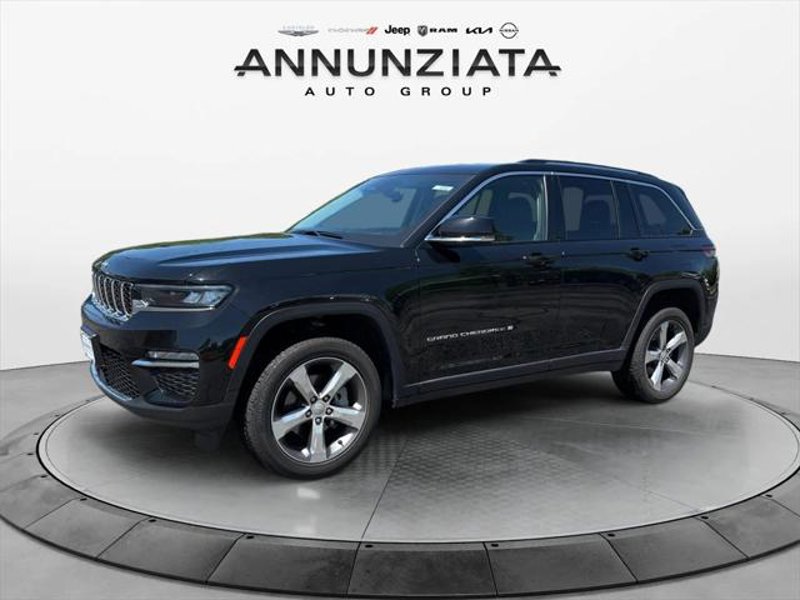 Certified 2022 Jeep Grand Cherokee Limited image 1