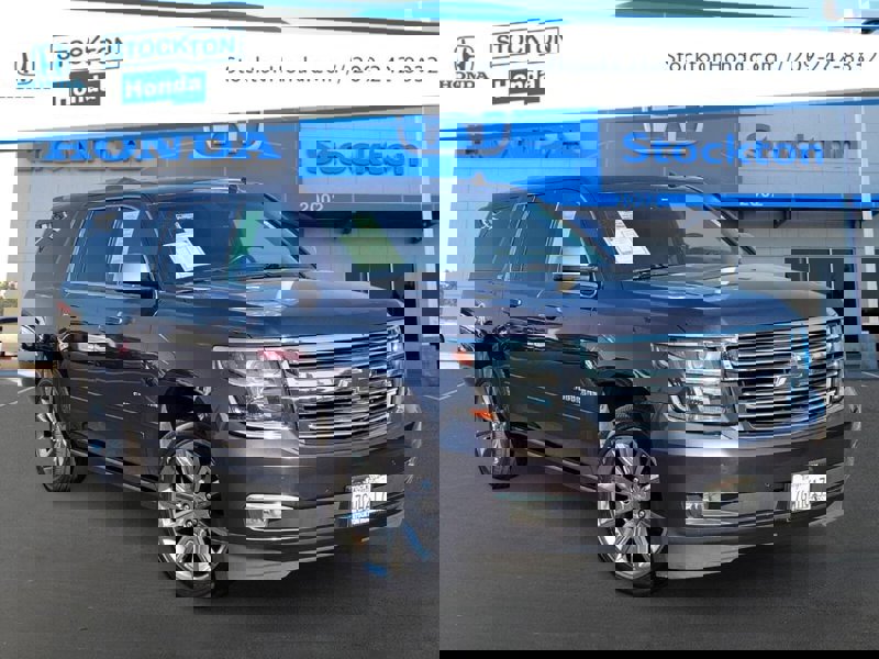 Used 2015 Chevrolet Suburban LTZ image 1