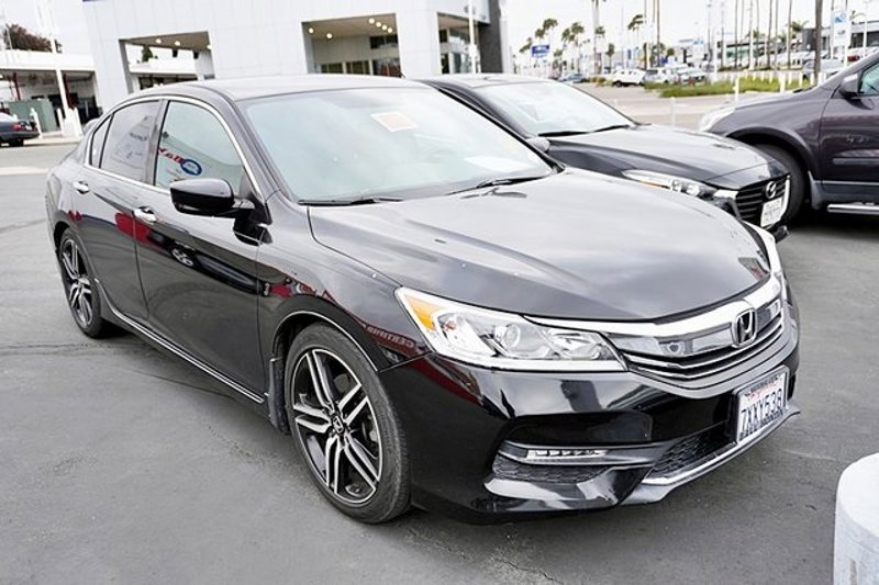 Certified 2017 Honda Accord Sport Special Edition image 1