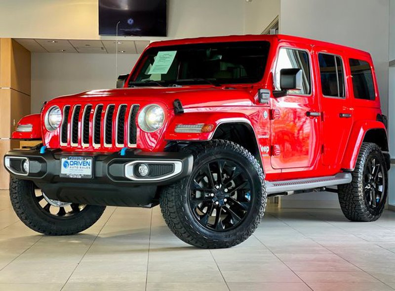 Used 2023 Jeep Wrangler Sahara w/ Cold Weather Group image 1
