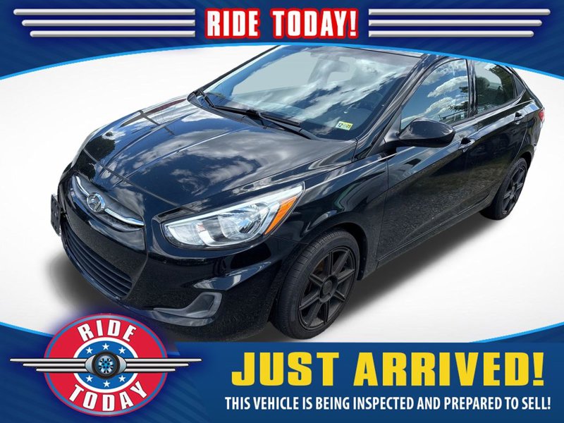 Used 2017 Hyundai Accent SE image 1
