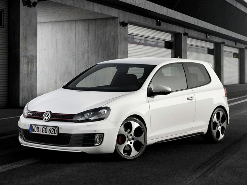 Used 2011 Volkswagen GTI 2-Door image 1