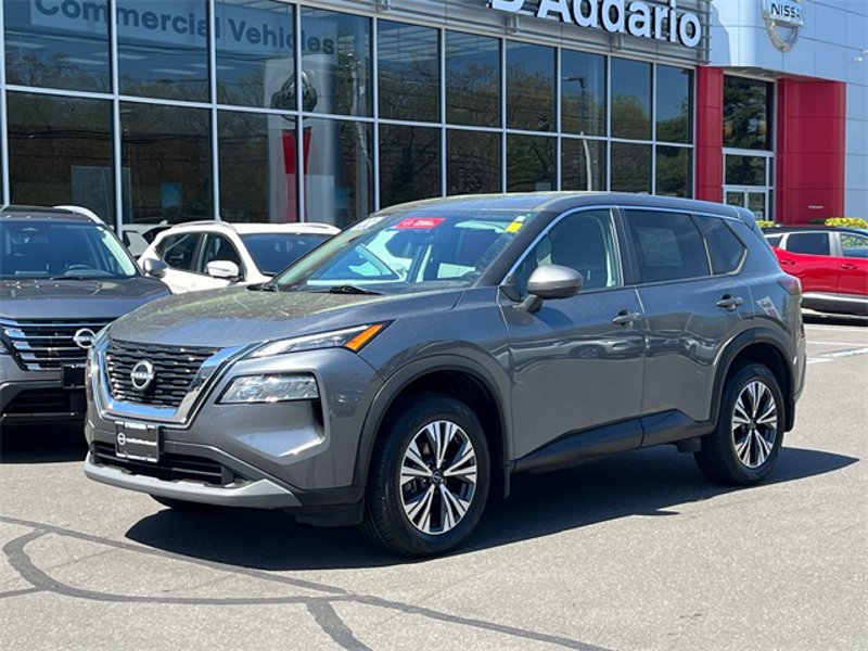 Certified 2022 Nissan Rogue SV image 1