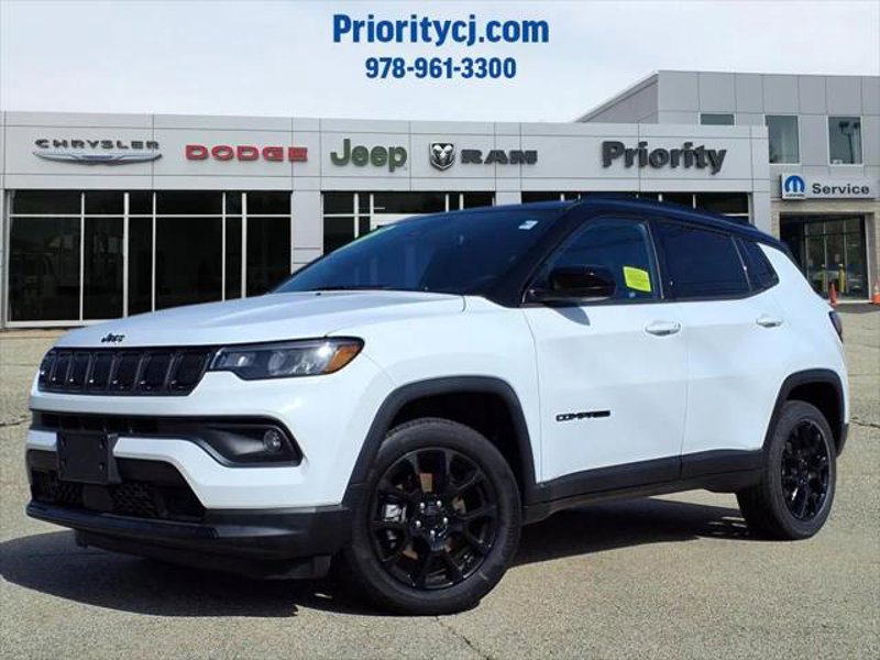 Certified 2022 Jeep Compass Latitude image 1