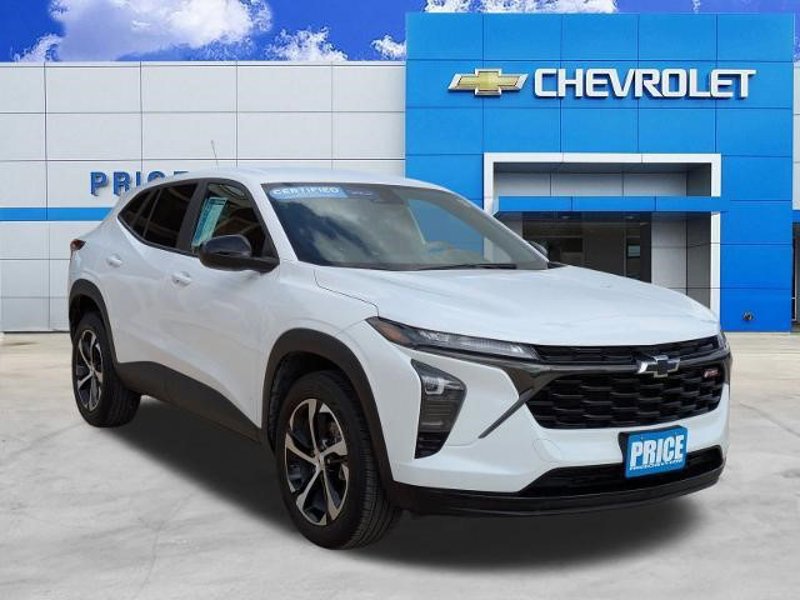 Certified 2024 Chevrolet Trax RS w/ Driver Confidence Package image 1