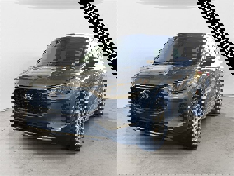 Certified 2024 Ford Escape Active w/ Tech Pack #2 image 1