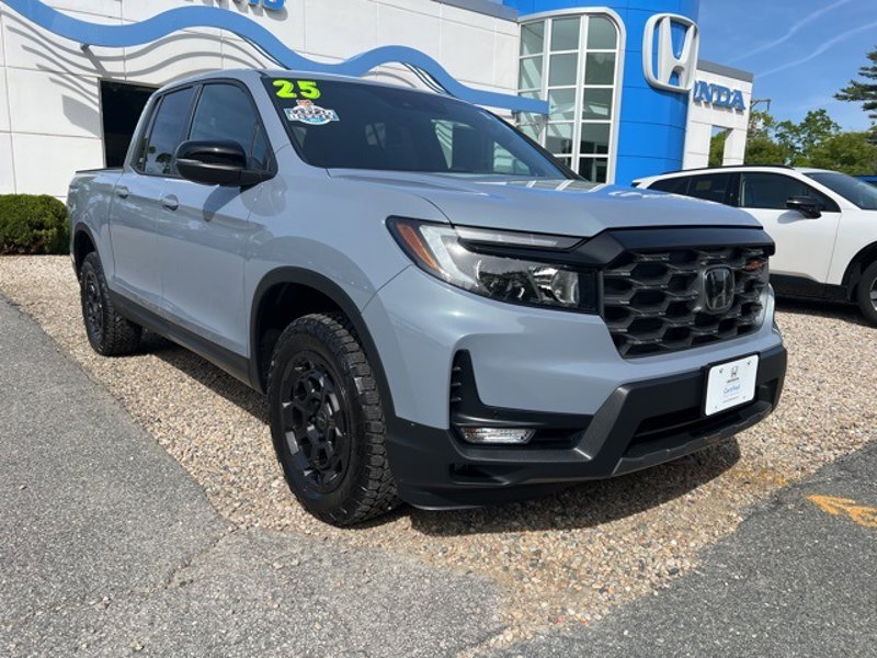 Certified 2025 Honda Ridgeline TrailSport+ image 1
