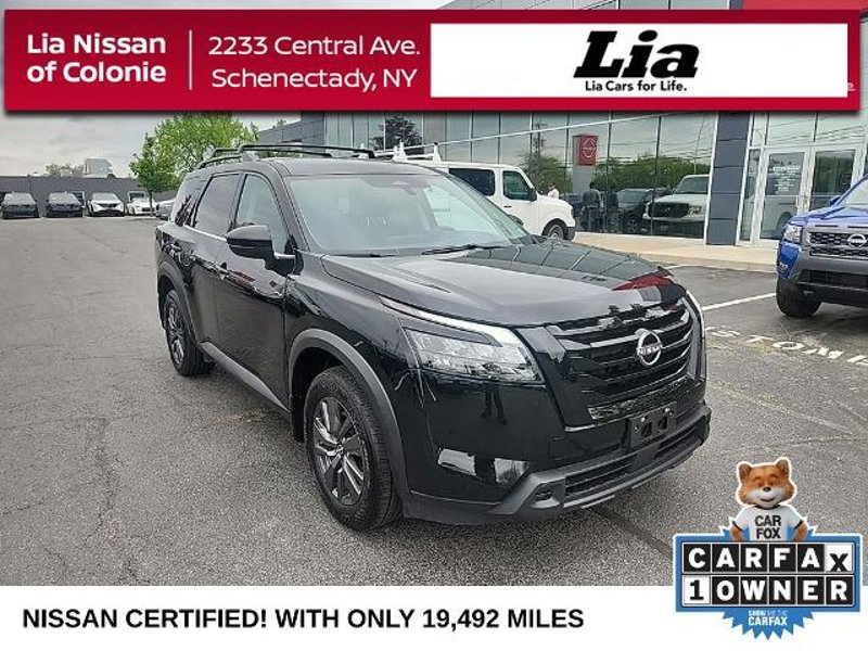Certified 2023 Nissan Pathfinder SV w/ Black Appearance Package image 1