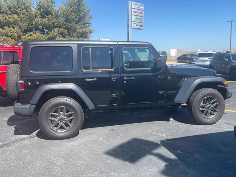Certified 2024 Jeep Wrangler Unlimited Sport image 1