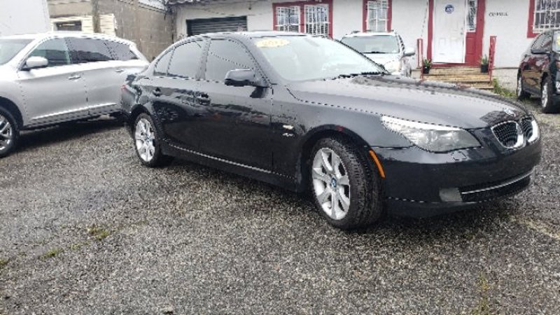 Used 2010 BMW 535i xDrive Sedan image 1