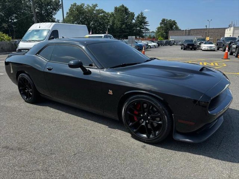 Certified 2021 Dodge Challenger R/T Scat Pack image 1