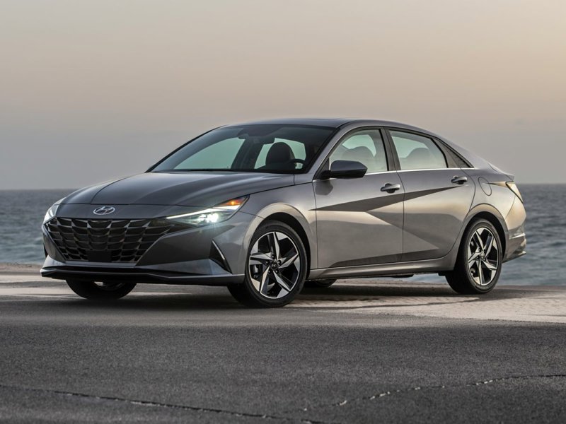 Used 2021 Hyundai Elantra Limited image 1